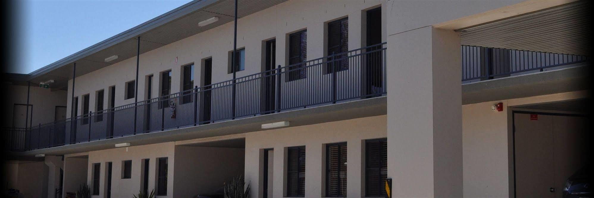 Red Cedar Motel Muswellbrook Exterior foto