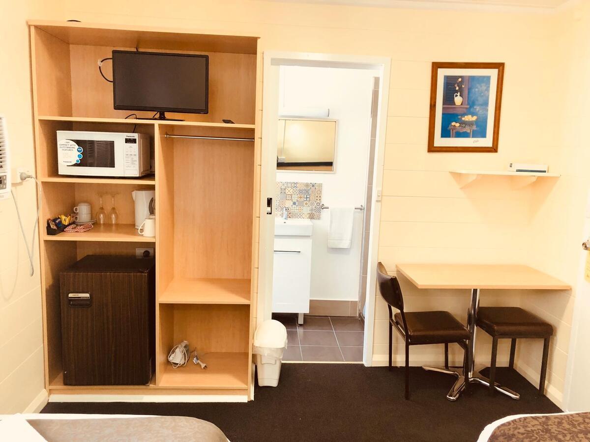 Red Cedar Motel Muswellbrook Exterior foto